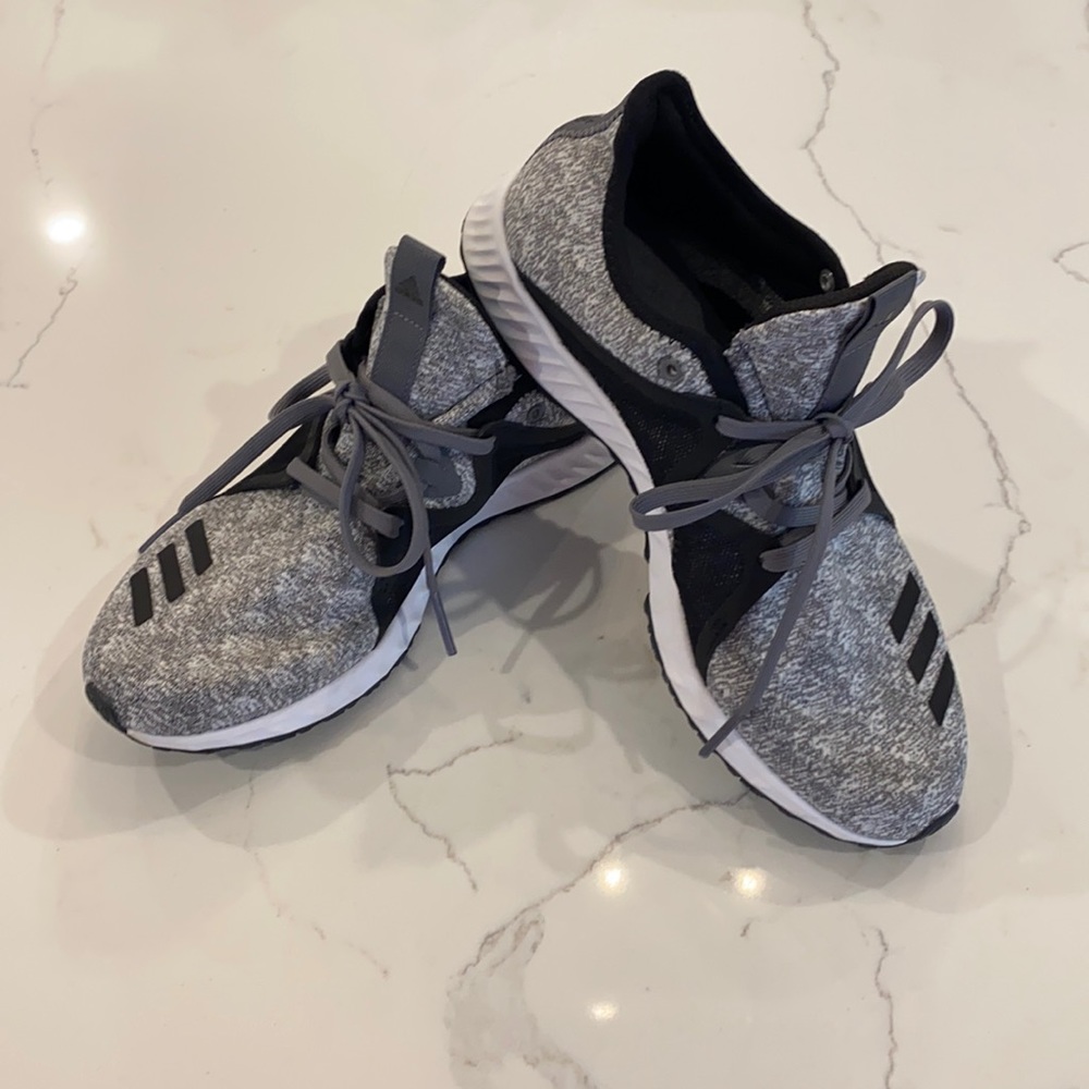 Women’s Adidas Edge LuX Size 8.5 Black/Grey/White
